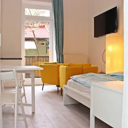 Apartment Studio Glasmalerei-3 Innsbruck